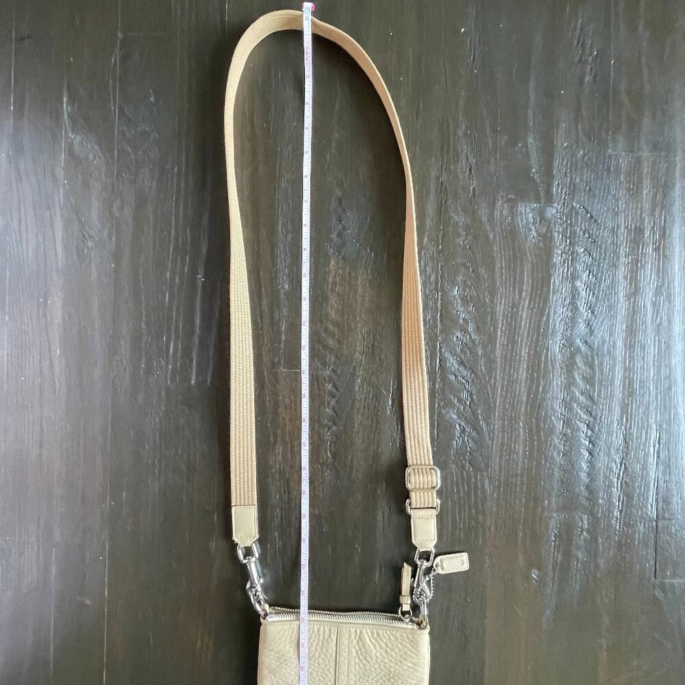 Coach Swingpack Crossbody Messenger Bag No.L05S-9760 - Picture 6 of 15